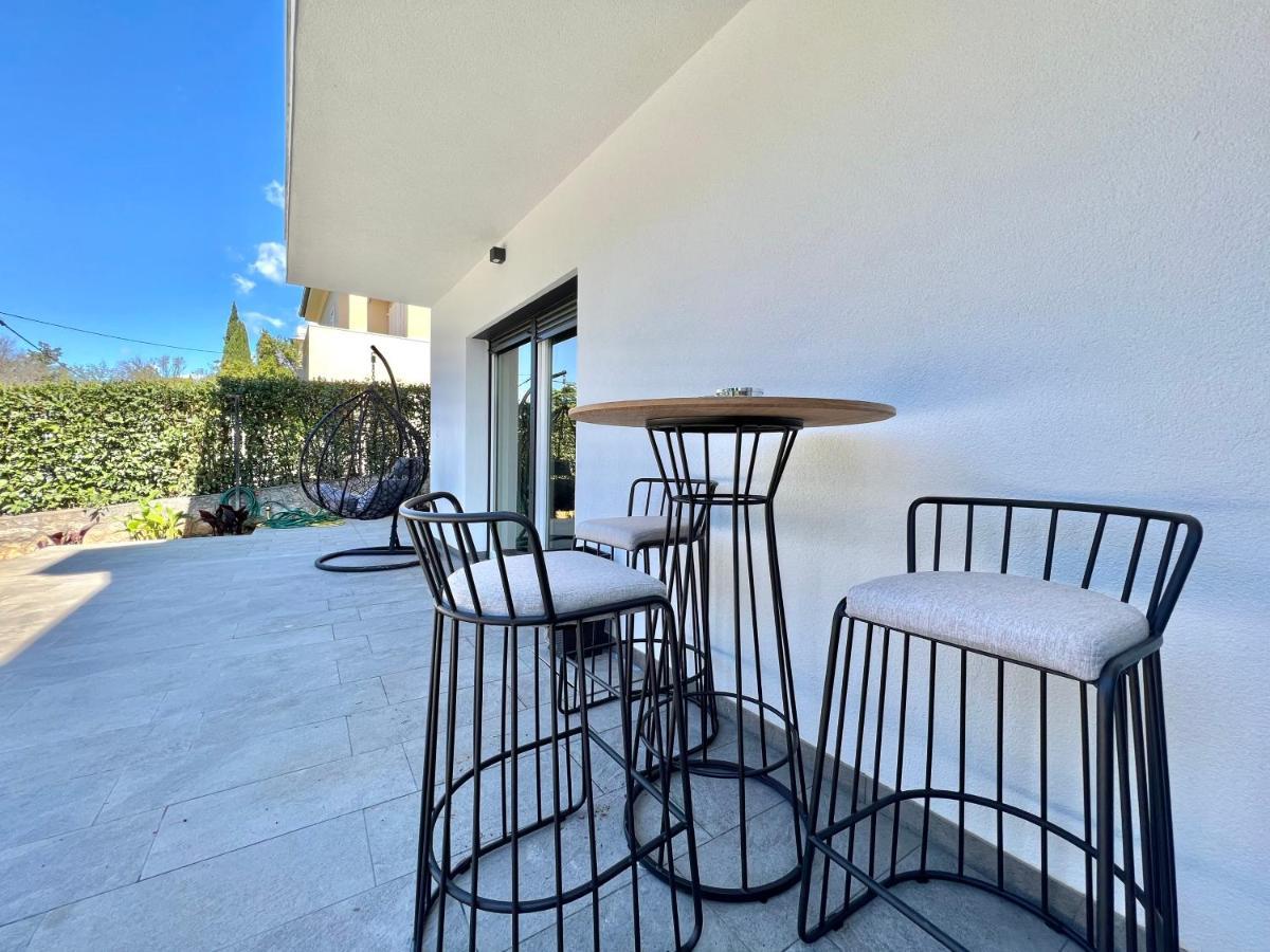 Fantasia Del Mare Apartment And Rooms Dramalj Dış mekan fotoğraf