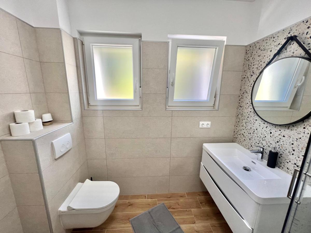 Fantasia Del Mare Apartment And Rooms Dramalj Dış mekan fotoğraf