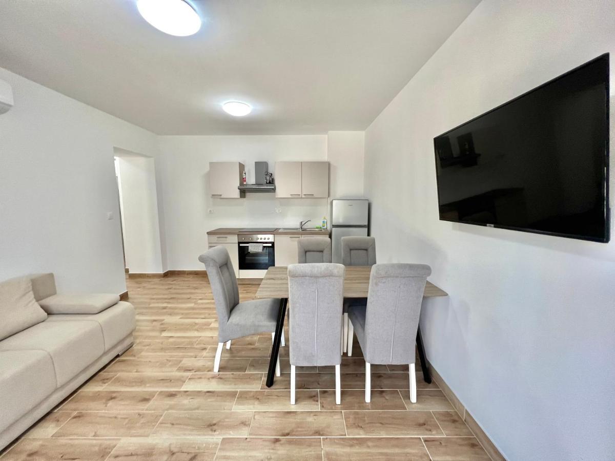 Fantasia Del Mare Apartment And Rooms Dramalj Dış mekan fotoğraf