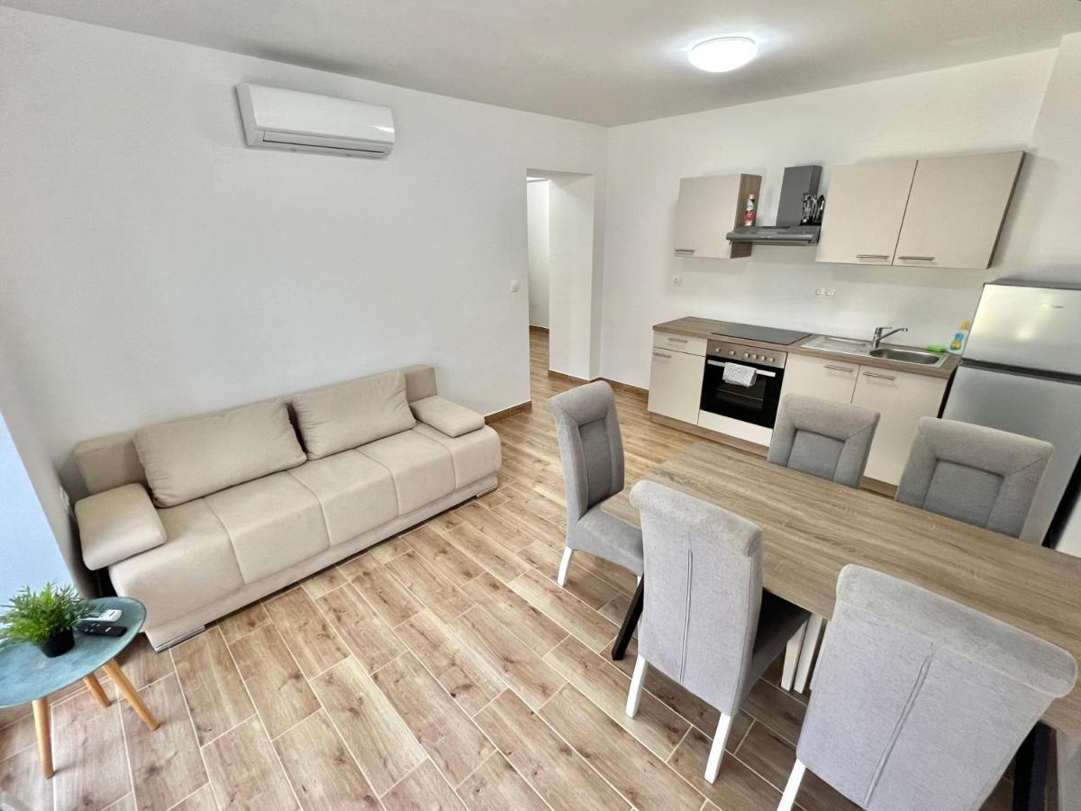 Fantasia Del Mare Apartment And Rooms Dramalj Dış mekan fotoğraf