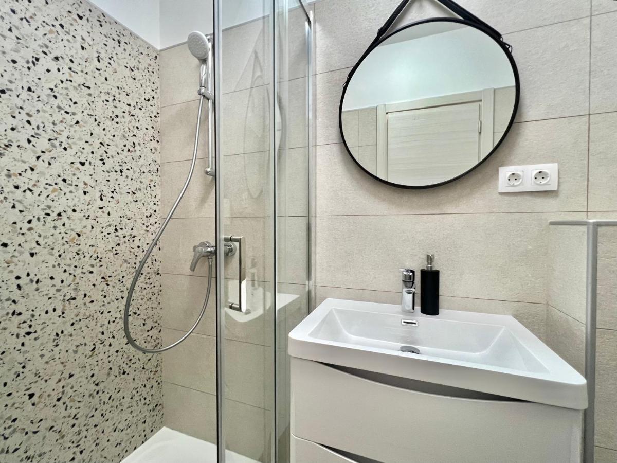 Fantasia Del Mare Apartment And Rooms Dramalj Dış mekan fotoğraf